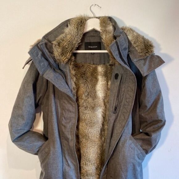 Aritzia Babaton Oskar Mid-length Goose-down Parka Jacket - Picture 5 of 9